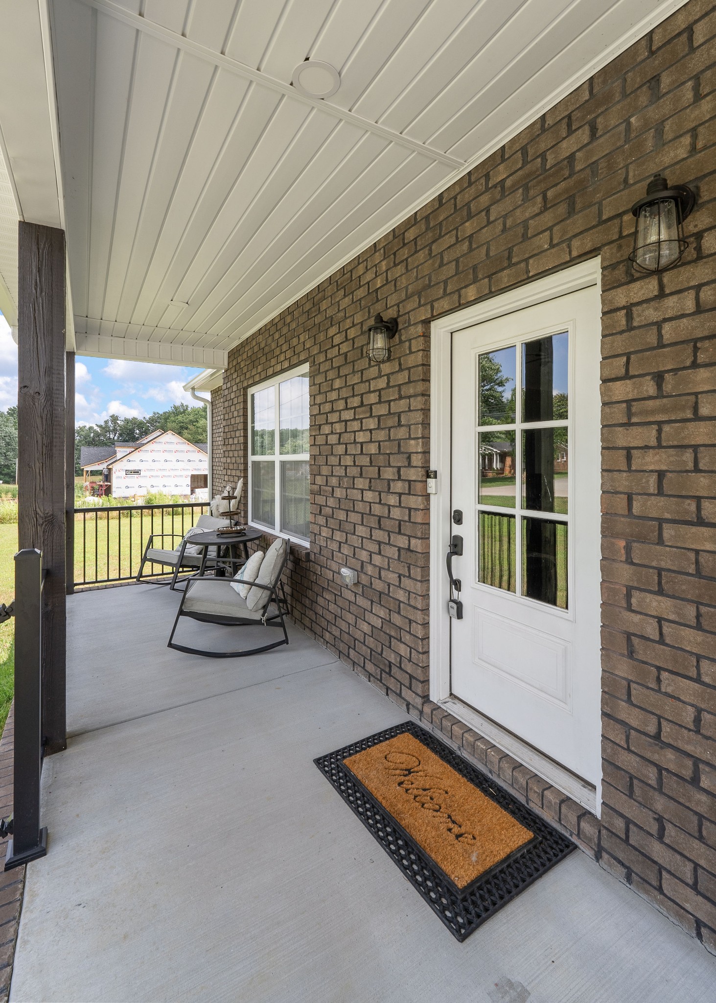 1042 North Spring Street Sparta, TN 38583 - Photo 4 of 36 a building outdoor space with windows