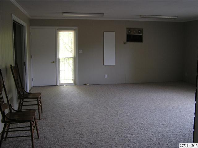 8630 Ira Flowe Road Charlotte, NC 28227 - Photo 15 of 16 Gallery Image 15