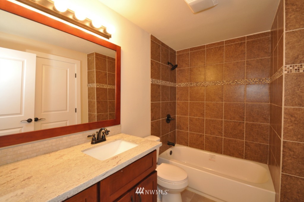 27611 Webster Road East Graham, WA 98338 - Photo 20 of 25