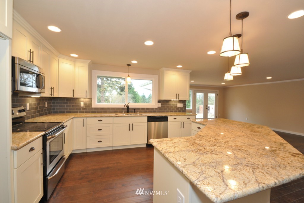 27611 Webster Road East Graham, WA 98338 - Photo 3 of 25