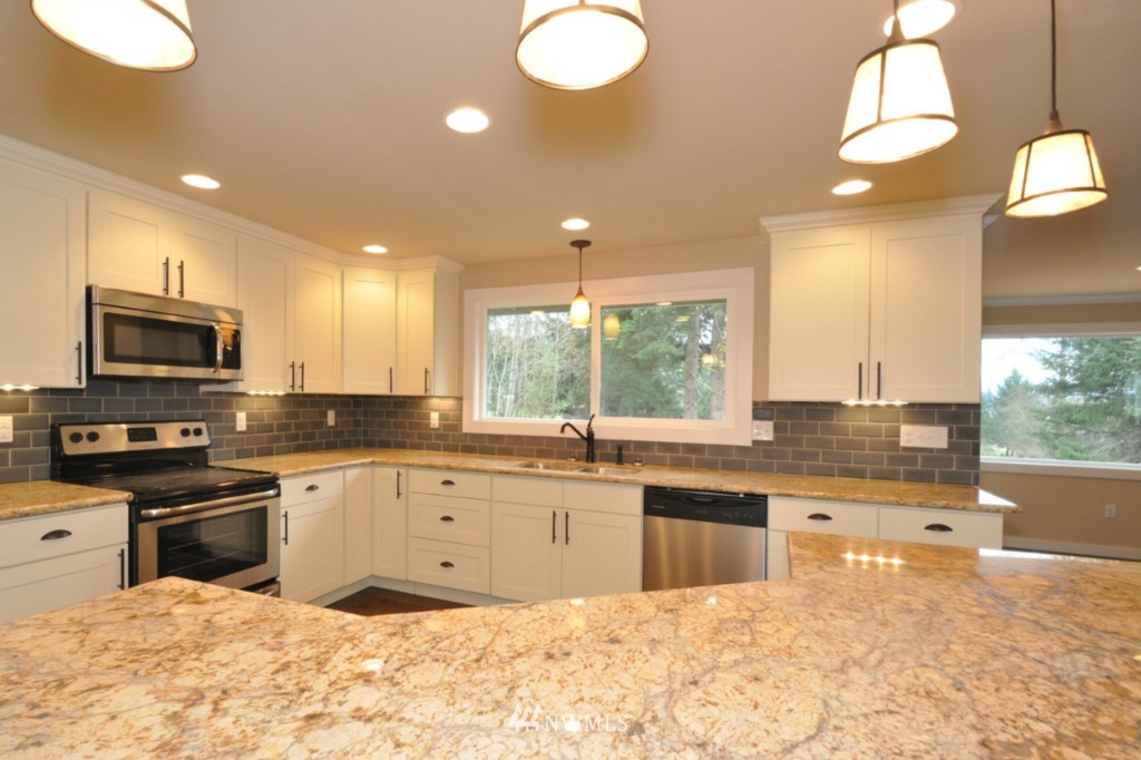 27611 Webster Road East Graham, WA 98338 - Photo 4 of 25