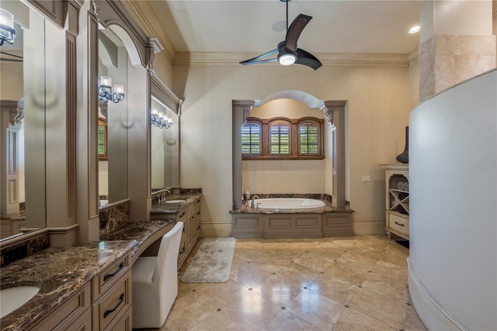 9121 Tibet Pointe Circle Windermere, FL 34786 - Photo 44 of 100
