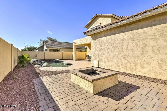 $3,200 | 153 North Greenwood, Mesa, AZ 85207