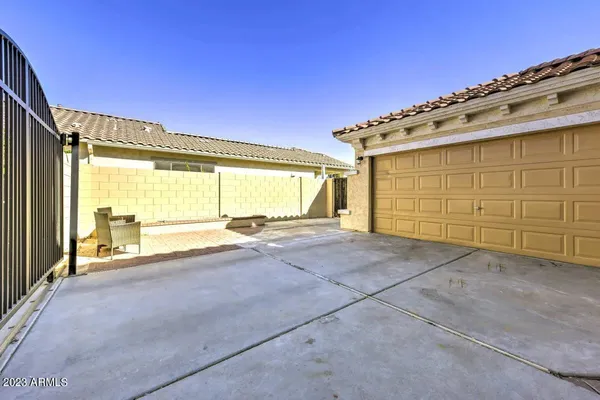 $3,200 | 153 North Greenwood, Mesa, AZ 85207