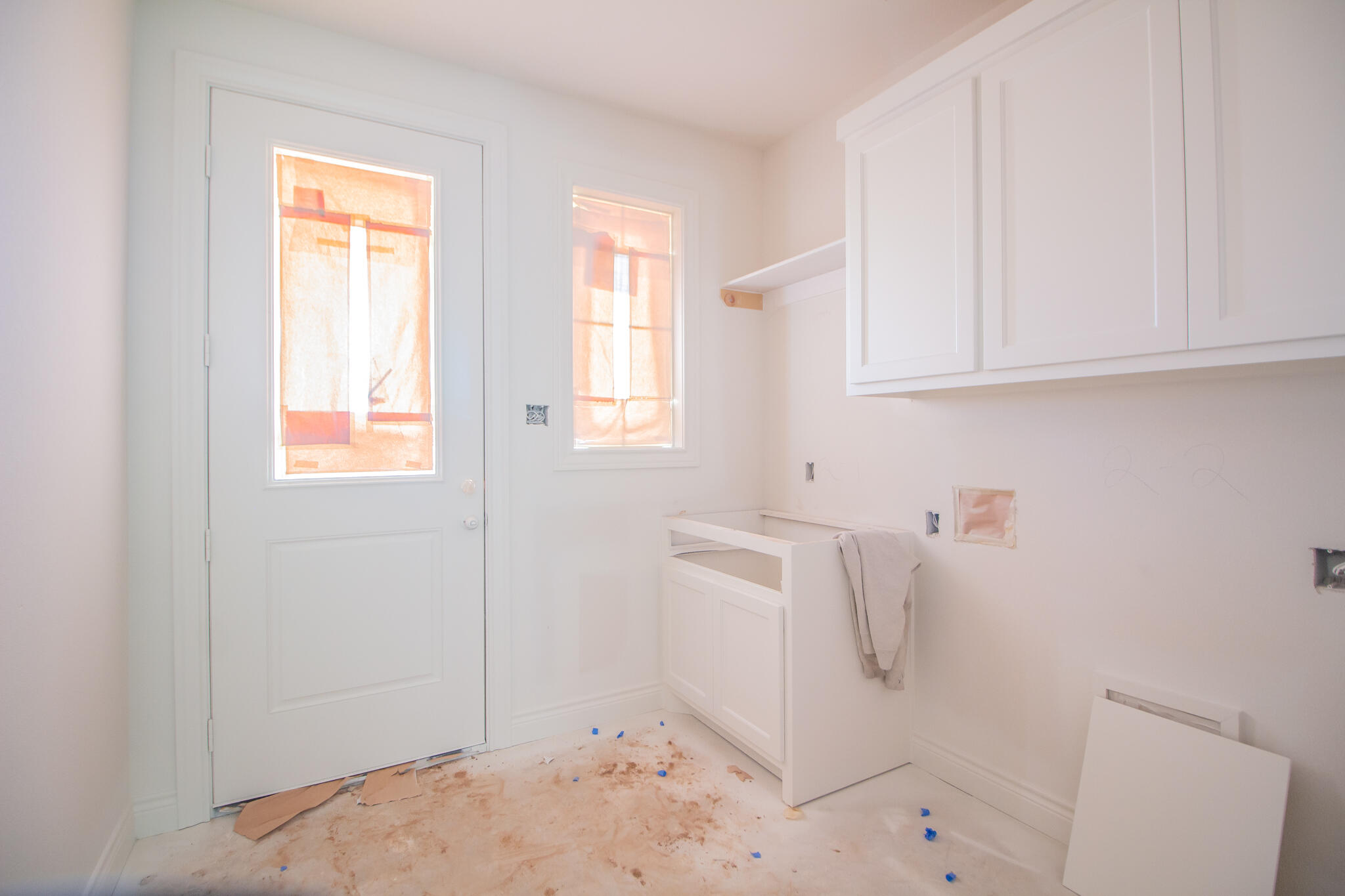 3116 County Road 7660 Lubbock, TX 79423 - Photo 12 of 15 a bathroom with a sink and a window