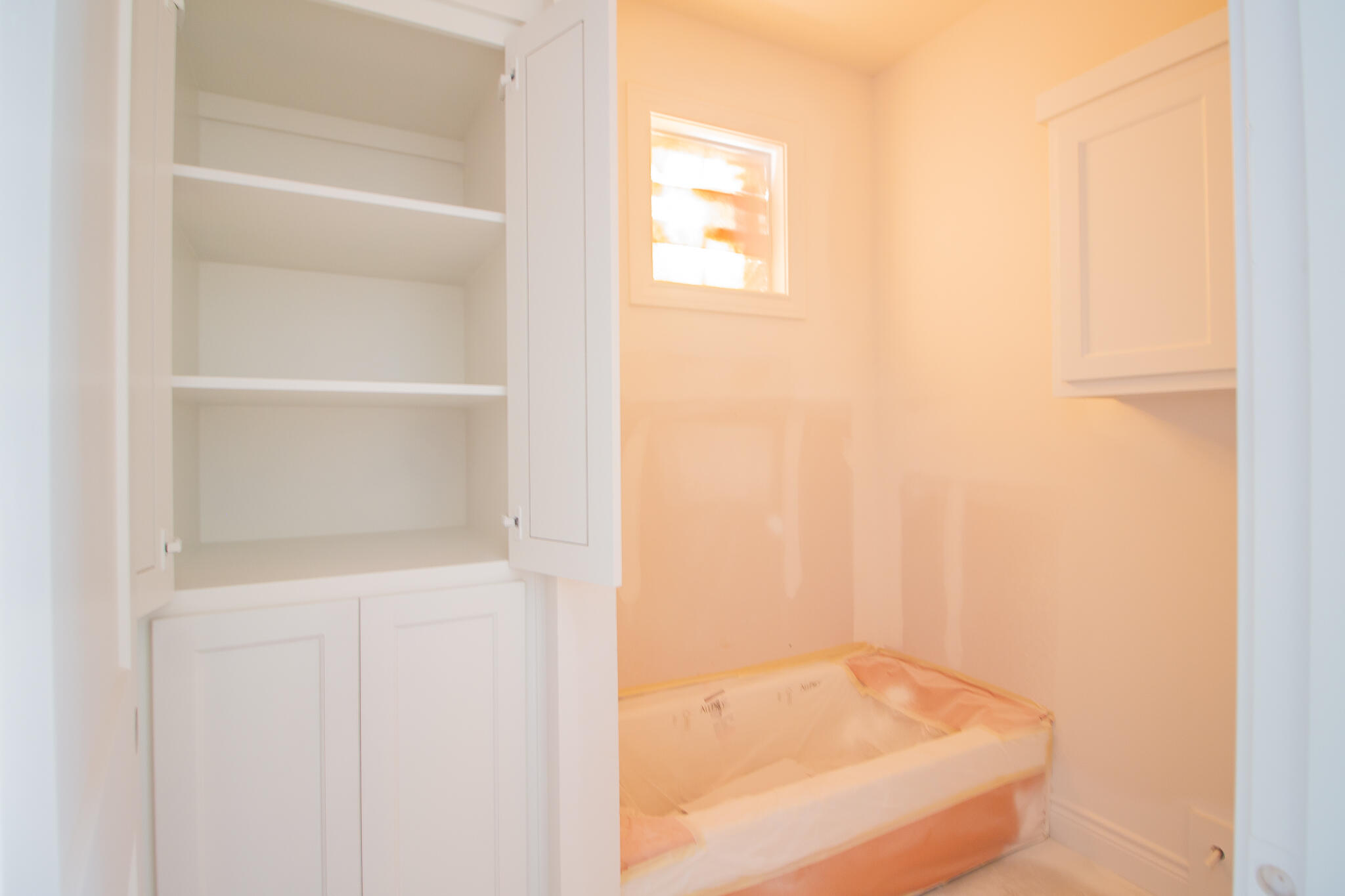 3116 County Road 7660 Lubbock, TX 79423 - Photo 14 of 15 a bathroom with a shower