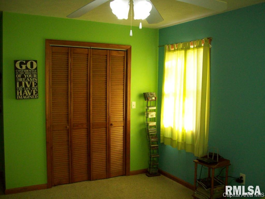 1247 Clay Hollow Road Winchester, IL 62694 - Photo 5 of 20