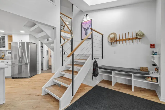 $489,000 | 701 Country Club Drive, Unit E, Fontana, WI 53125