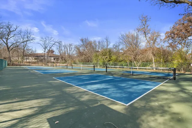 $489,000 | 701 Country Club Drive, Unit E, Fontana, WI 53125