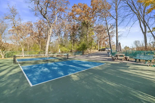 $489,000 | 701 Country Club Drive, Unit E, Fontana, WI 53125