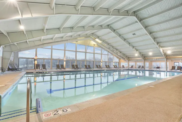 $489,000 | 701 Country Club Drive, Unit E, Fontana, WI 53125