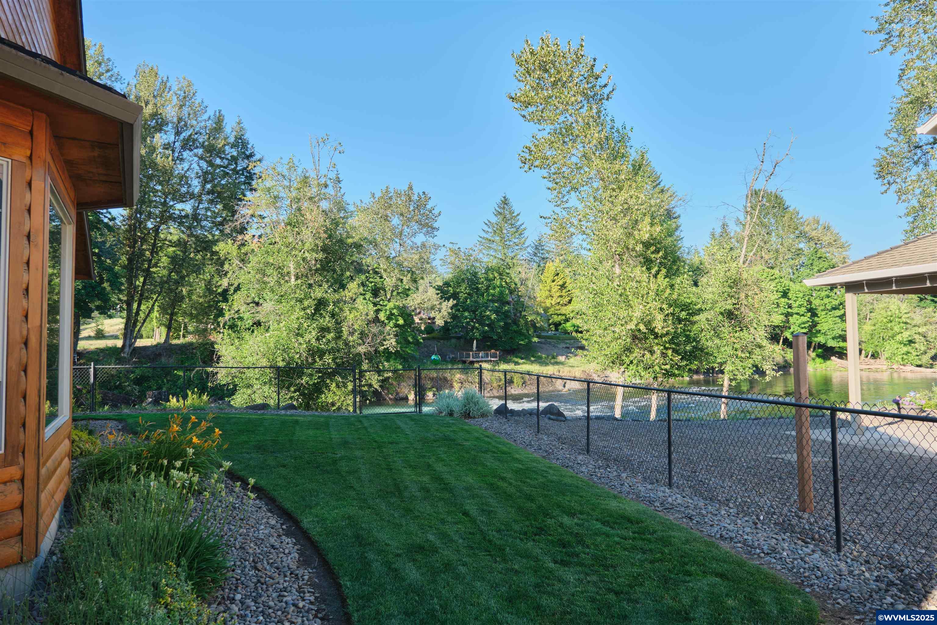 222 Southeast Whitten Road Mill City, OR 97360 - Photo 44 of 50