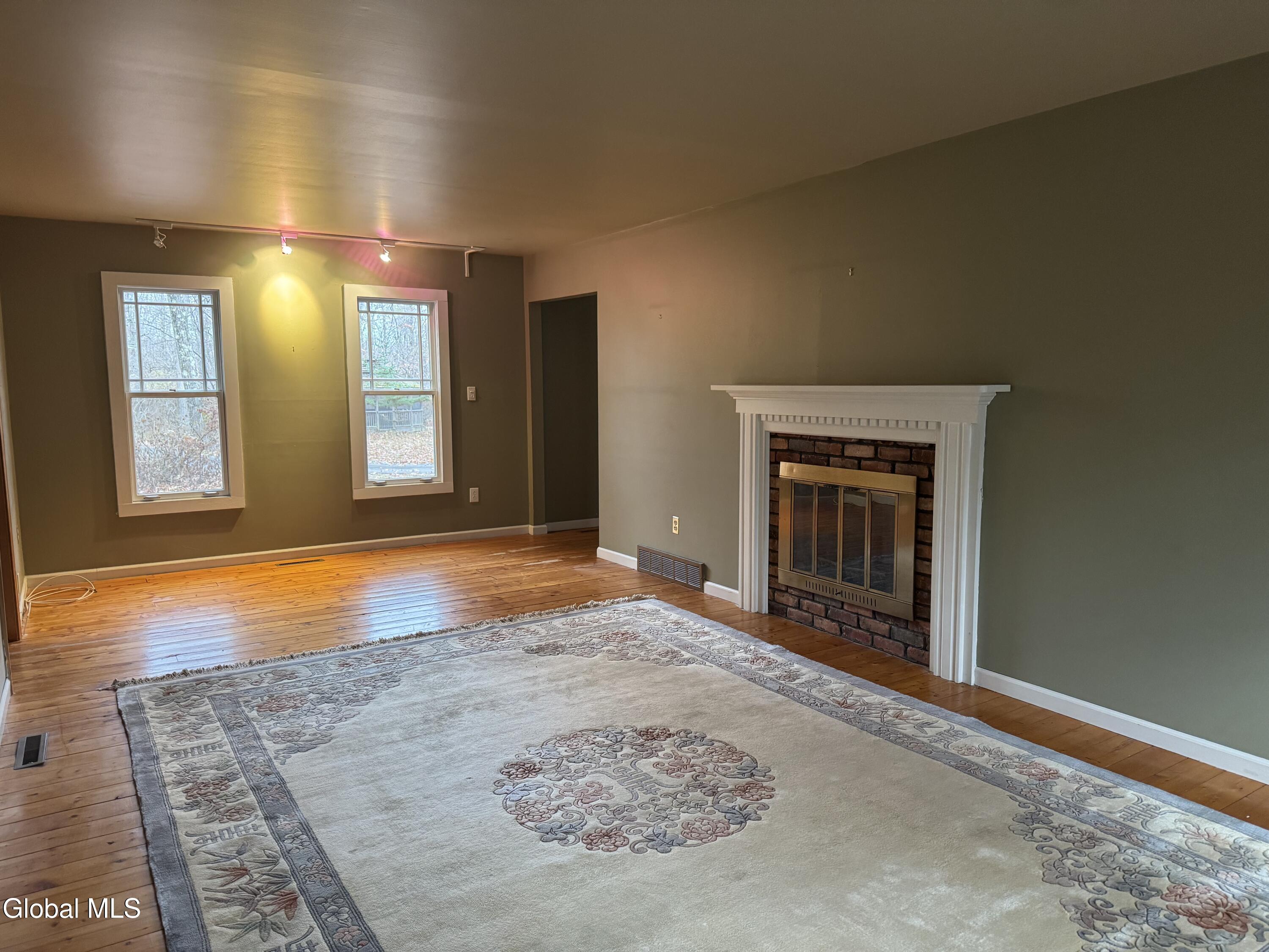 148 Appleton Road Clifton Park, NY 12148 - Photo 11 of 35 IMG_5237