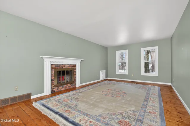 $689,900 | 148 Appleton Road, Clifton Park, NY 12148