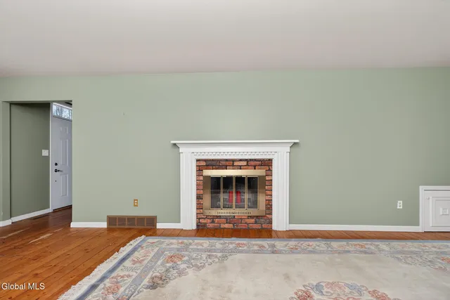 $689,900 | 148 Appleton Road, Clifton Park, NY 12148