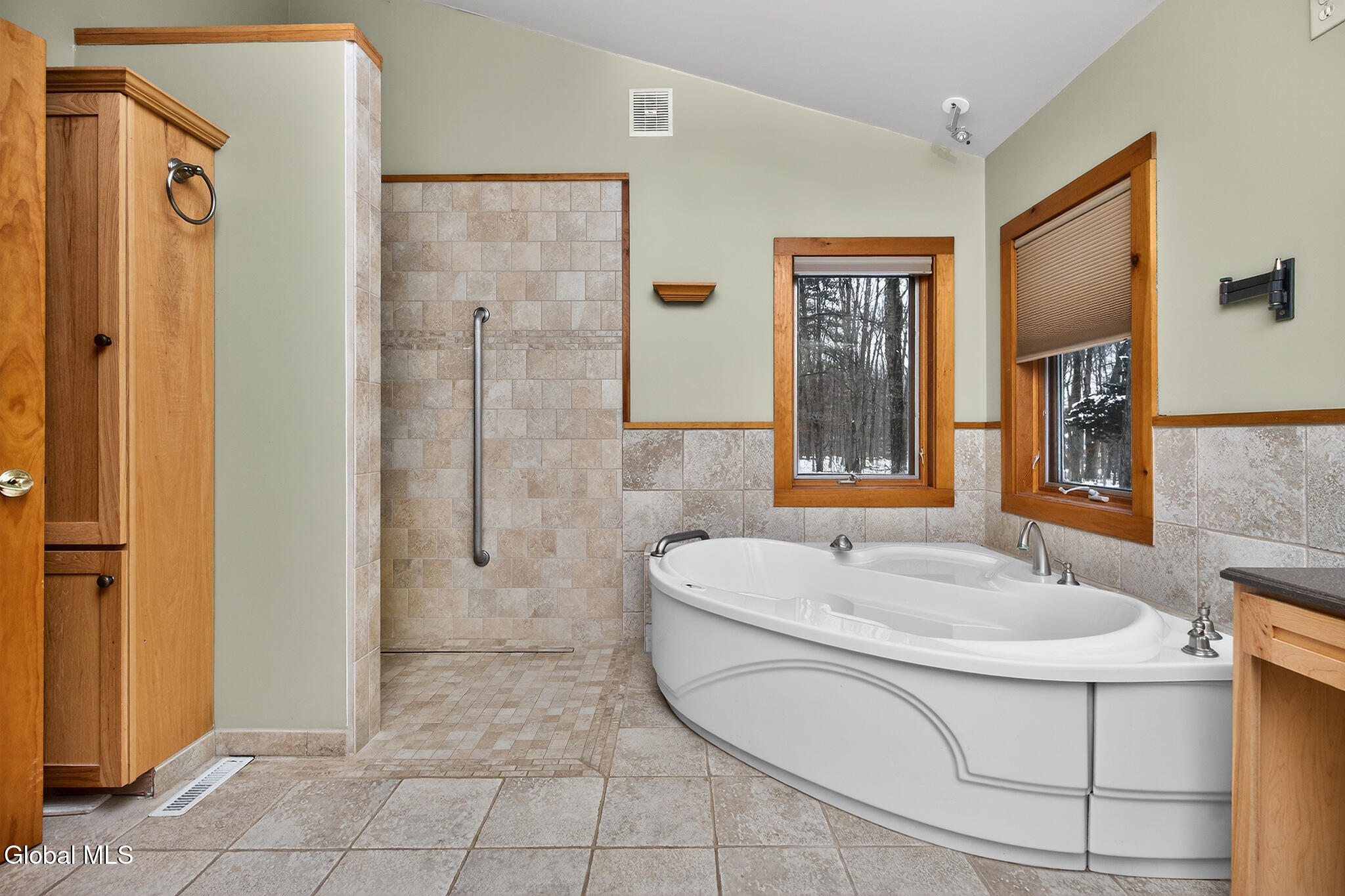 148 Appleton Road Clifton Park, NY 12148 - Photo 32 of 72 041-148-Appleton-Road-Rexford-NY-12148