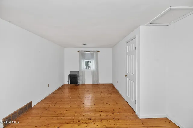 $689,900 | 148 Appleton Road, Clifton Park, NY 12148