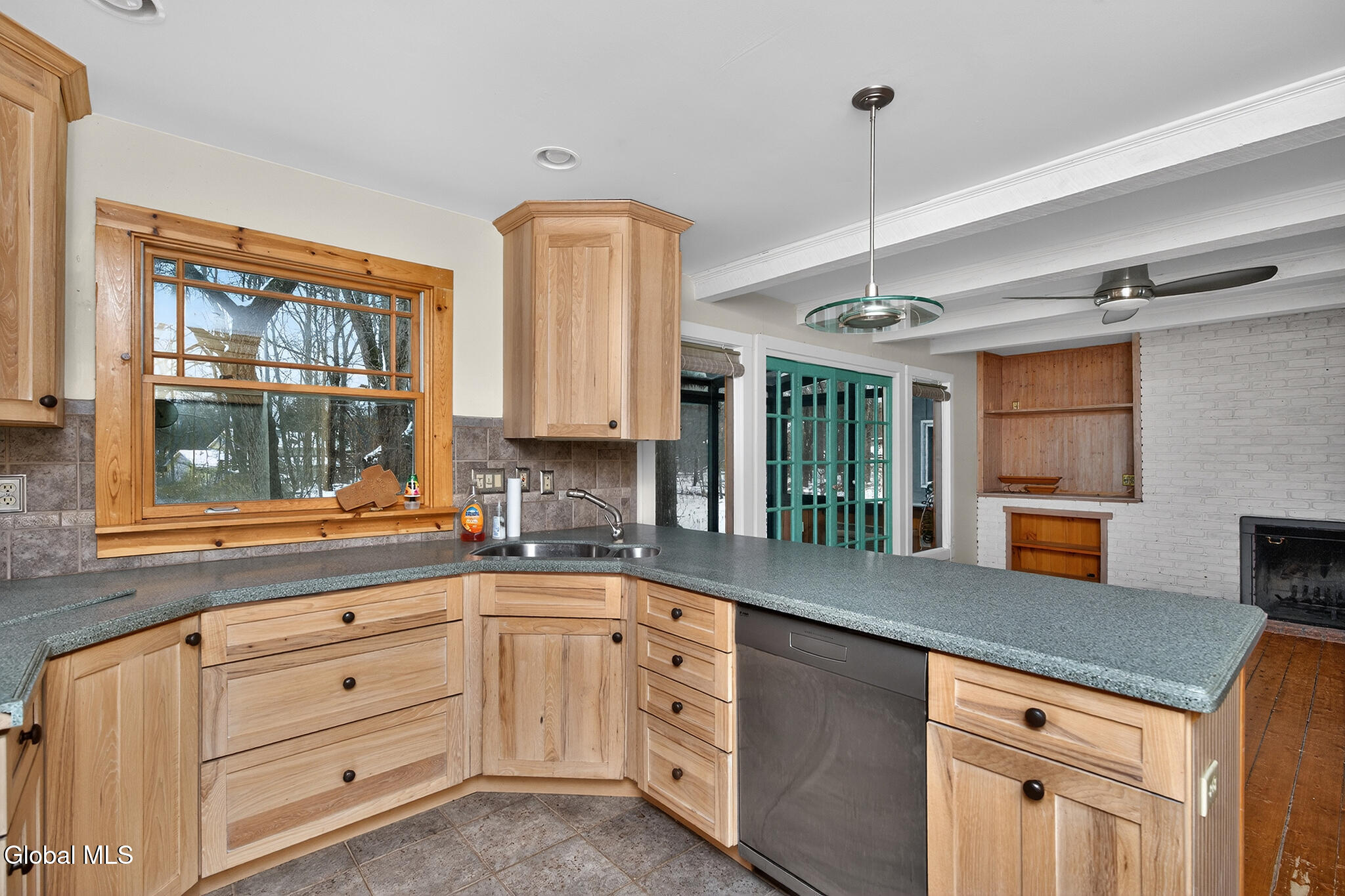 148 Appleton Road Clifton Park, NY 12148 - Photo 5 of 72 016-148-Appleton-Road-Rexford-NY-12148