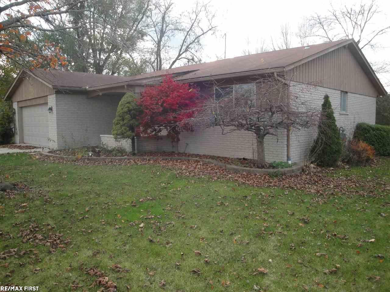 58801 Romeo Plank Road Ray, MI 48096 - Photo 2 of 18