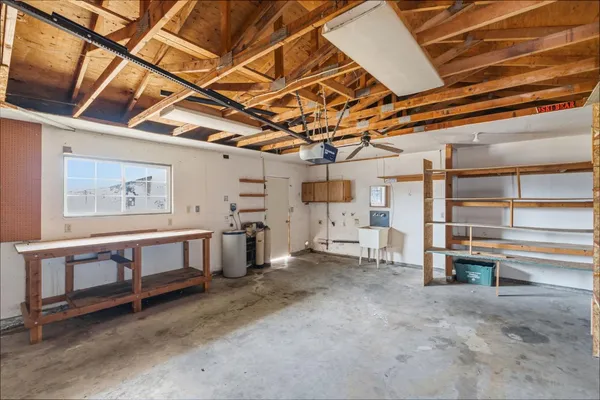 $325,000 | 2916 Miami Avenue, Clovis, CA 93611