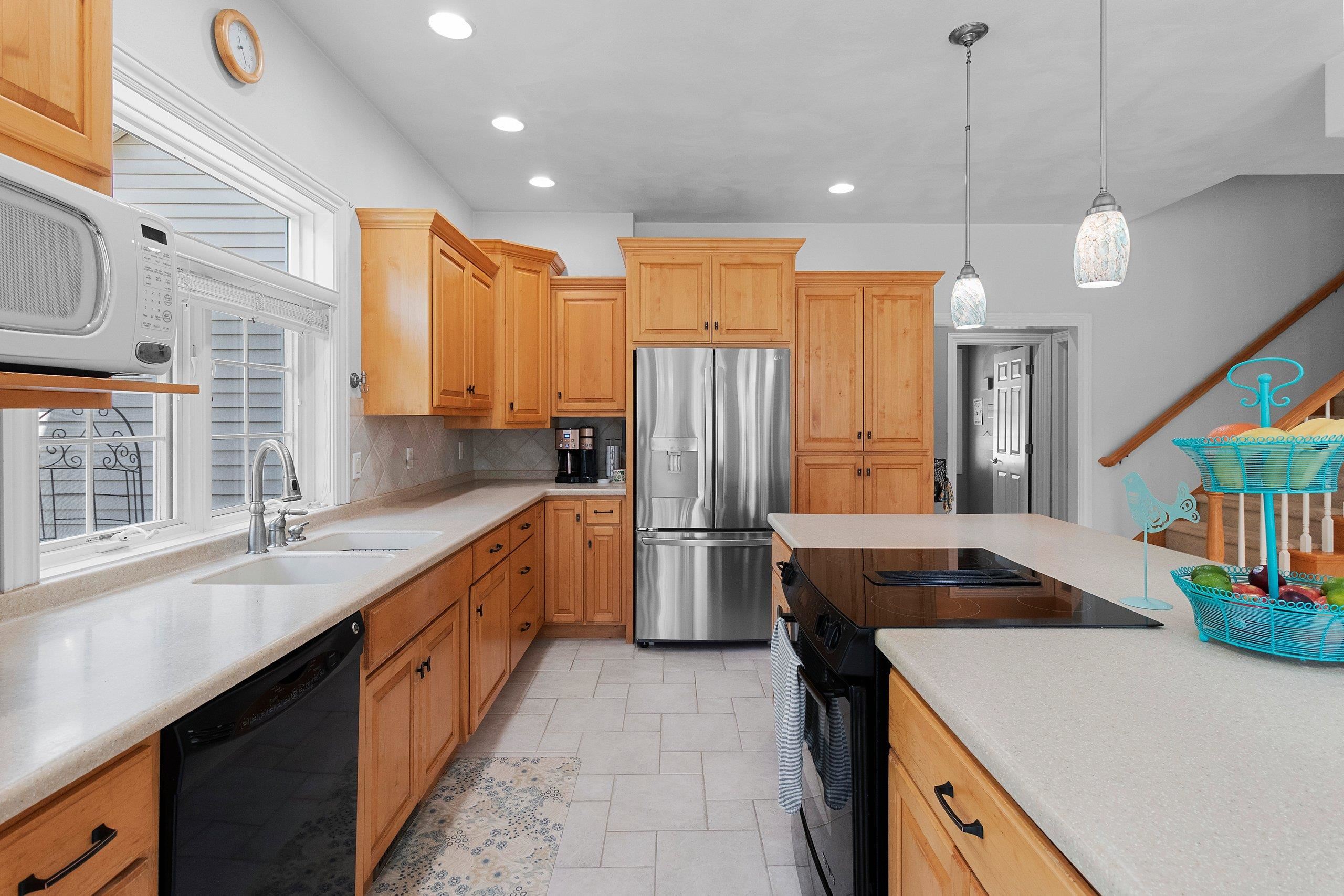 421 East Sheffield Lane Appleton, WI 54913 - Photo 15 of 81