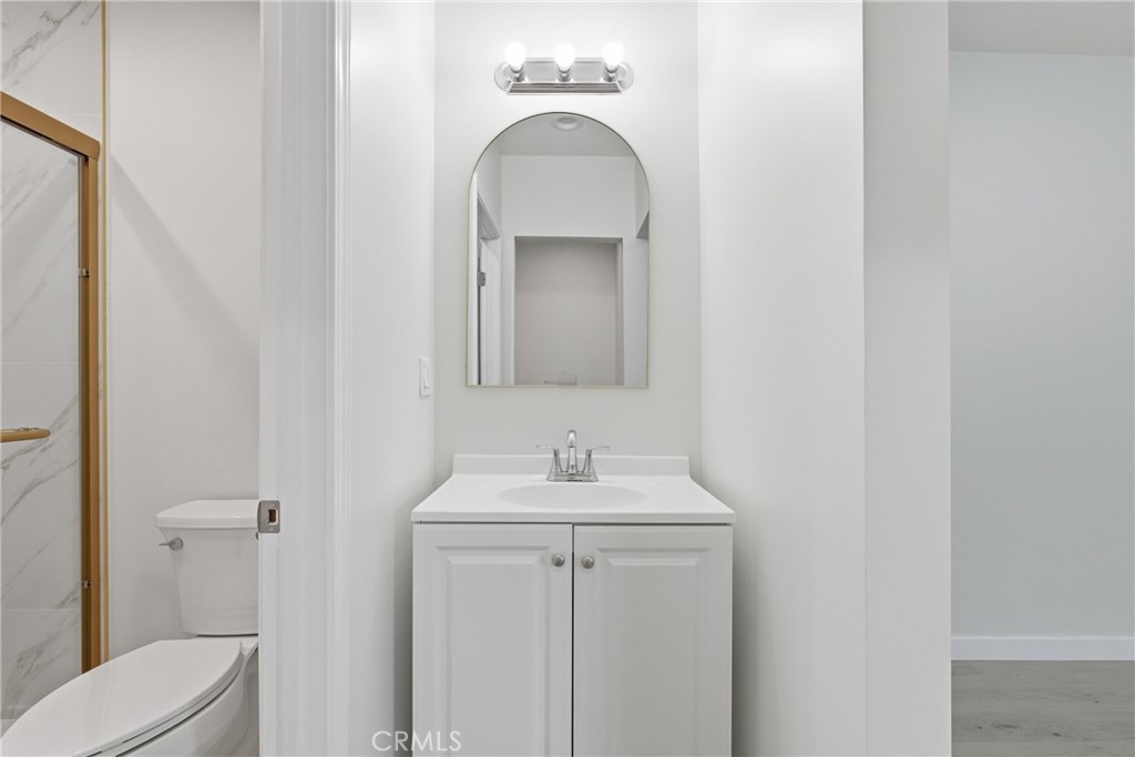 10012 Plainview Avenue Tujunga, CA 91042 - Photo 17 of 39