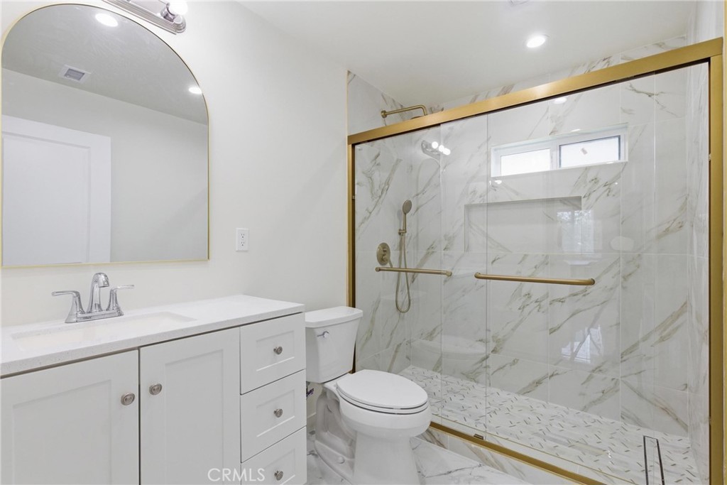 10012 Plainview Avenue Tujunga, CA 91042 - Photo 22 of 39