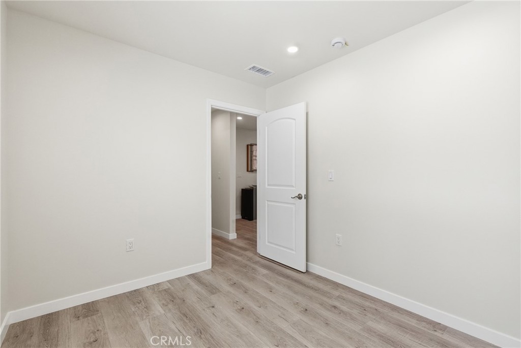 10012 Plainview Avenue Tujunga, CA 91042 - Photo 29 of 39