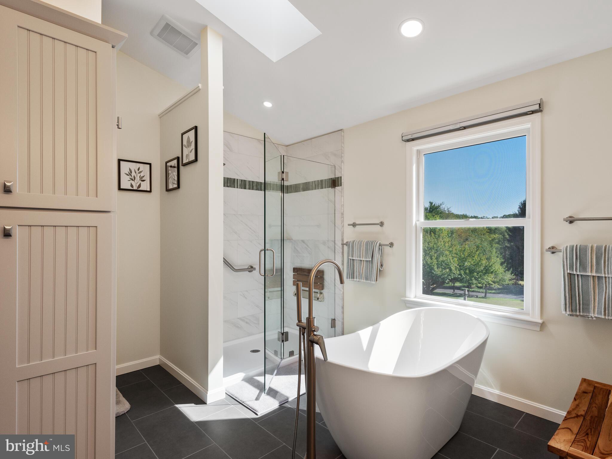 116 Cedar Knoll Road Coatesville, PA 19320 - Photo 20 of 35 Dbl ceramic w/in shower, soaking tub, dbl vanity