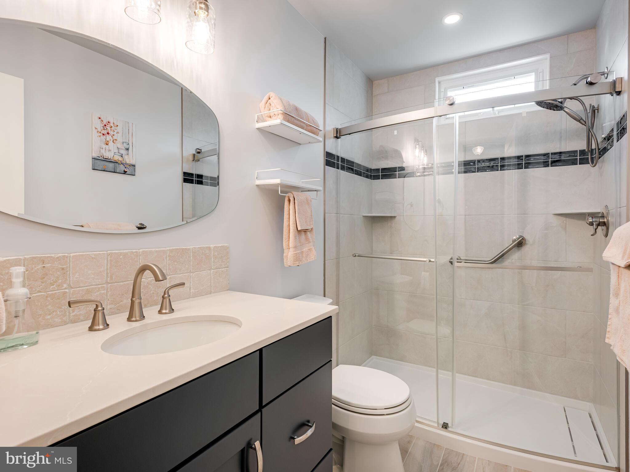 116 Cedar Knoll Road Coatesville, PA 19320 - Photo 21 of 35 Hall Bath a recent and complete update.