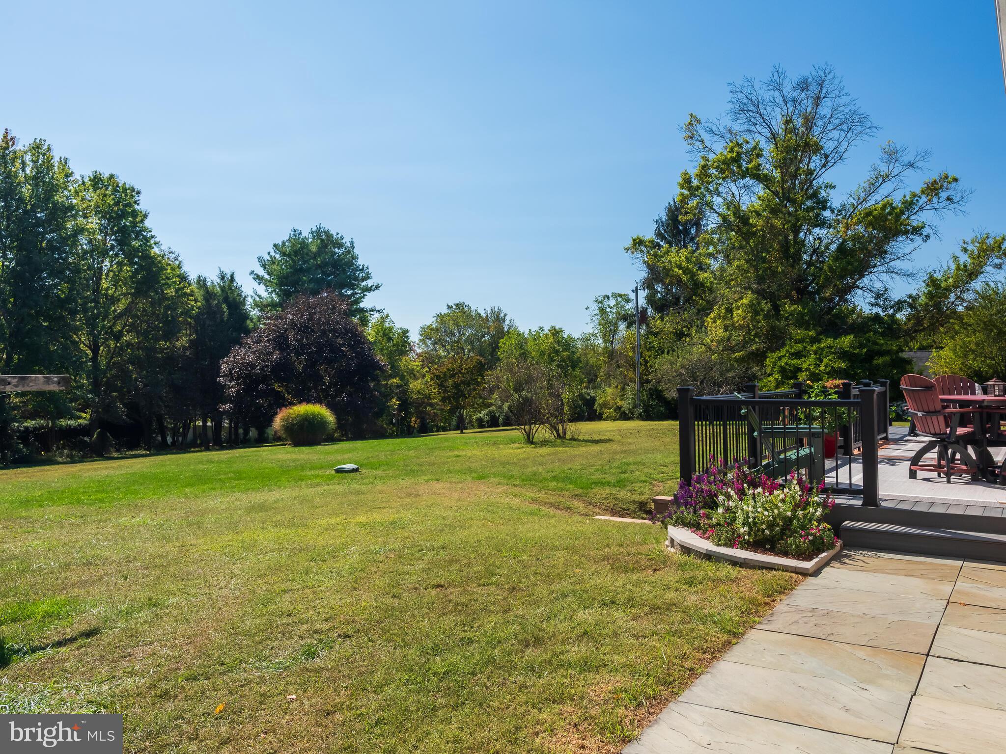 116 Cedar Knoll Road Coatesville, PA 19320 - Photo 29 of 35 Walk way from driveway to rear yard