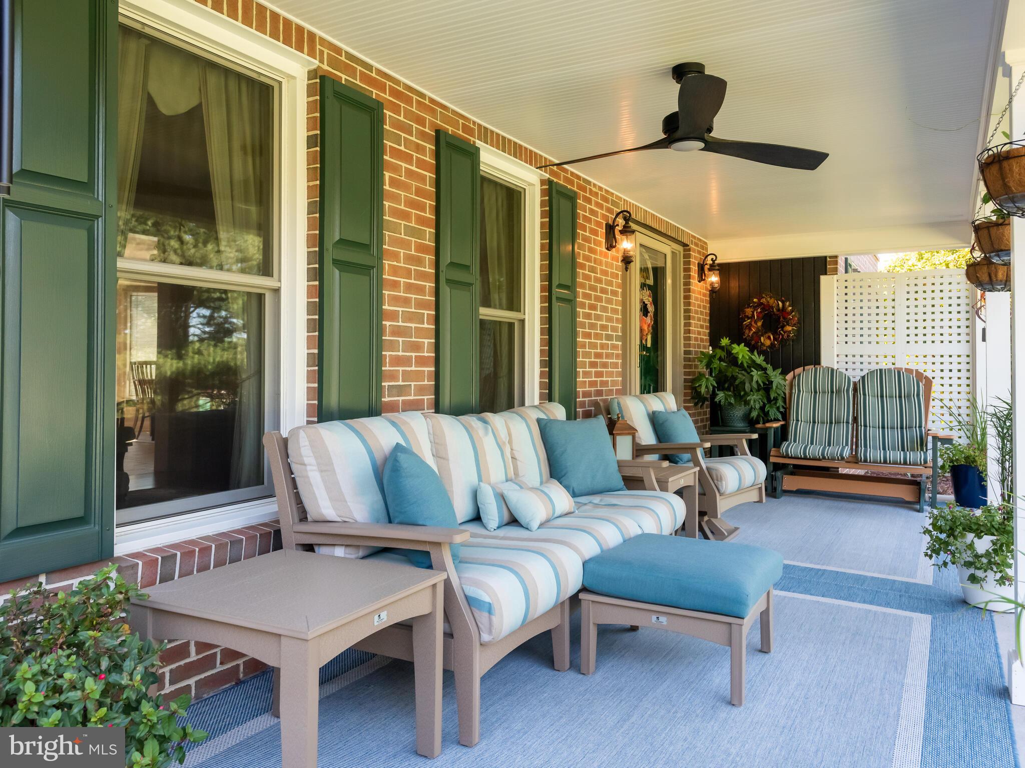 Perfect spot to read, entertain or just time out!