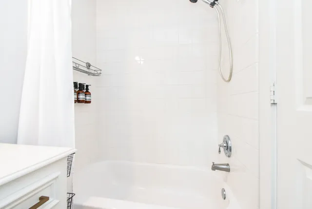 $1,450 | 1349 Heights Boulevard, Unit B, Houston, TX 77008