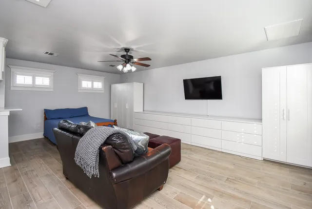 $1,450 | 1349 Heights Boulevard, Unit B, Houston, TX 77008