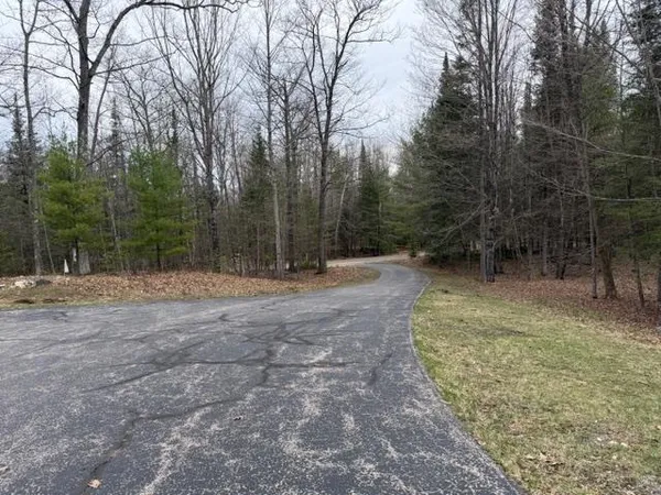 $185,000 | W5970 Steffen Lane, Pembine, WI 54156