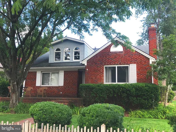 $4,400 | 2101 North Nottingham Street, Arlington, VA 22205