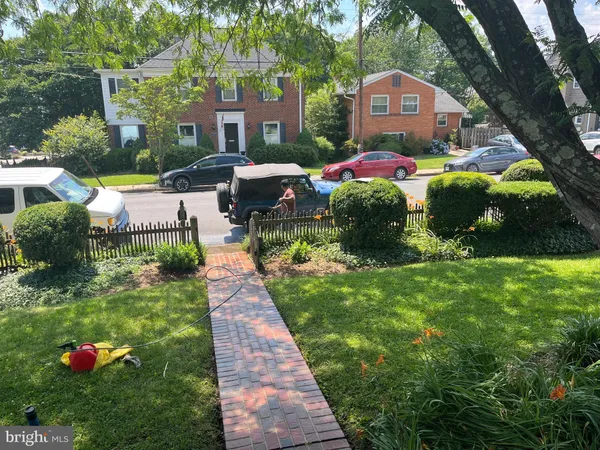 $4,400 | 2101 North Nottingham Street, Arlington, VA 22205