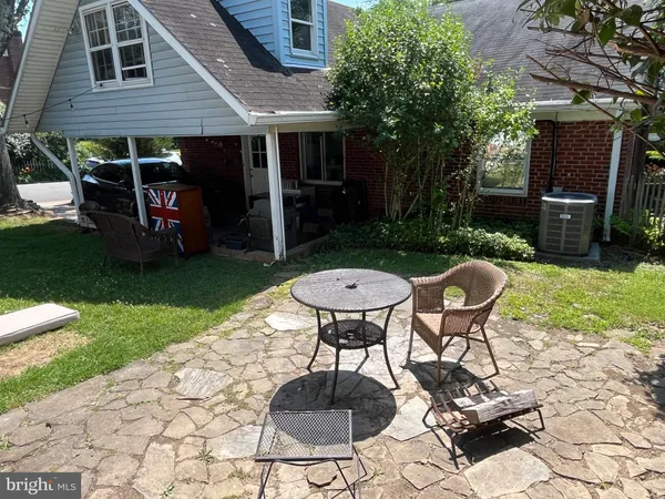 $4,400 | 2101 North Nottingham Street, Arlington, VA 22205