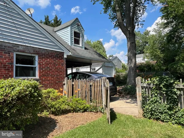 $4,400 | 2101 North Nottingham Street, Arlington, VA 22205