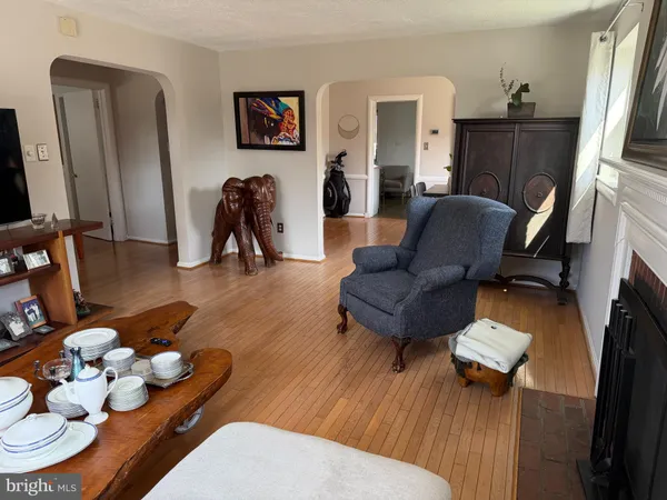 $4,400 | 2101 North Nottingham Street, Arlington, VA 22205