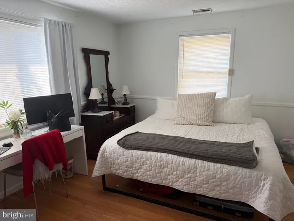 $4,400 | 2101 North Nottingham Street, Arlington, VA 22205