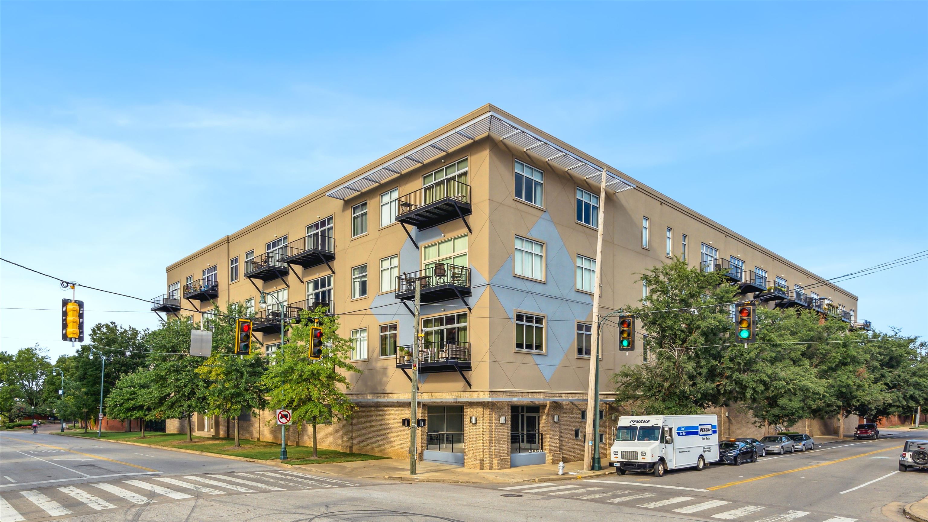 648 Riverside Drive, Unit 320 Memphis, TN 38103 - Photo 1 of 39 Conveniently located at the corner of Riverside Dr. and W. Georgia Ave.