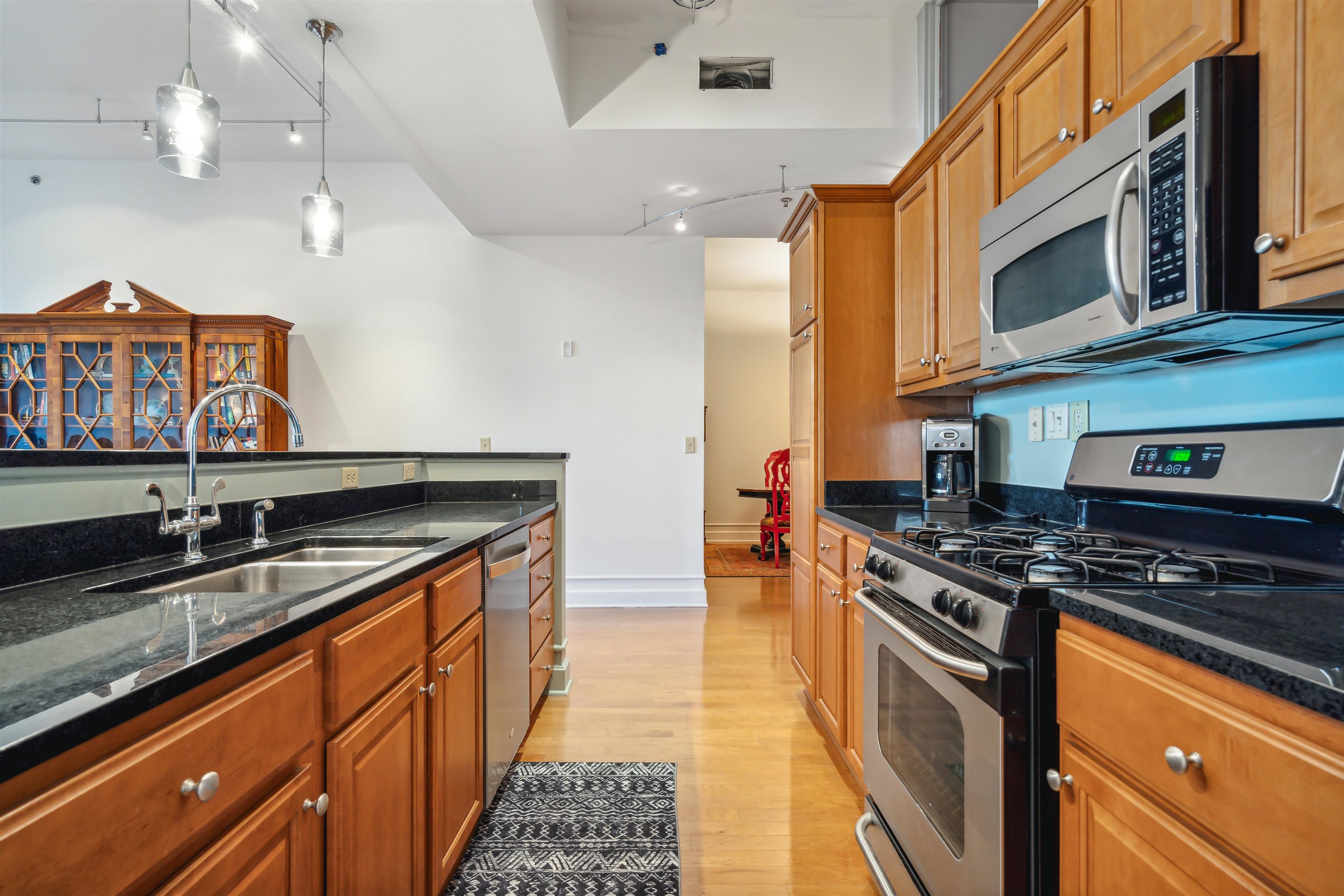 648 Riverside Drive, Unit 320 Memphis, TN 38103 - Photo 15 of 39 Gallery Image 15