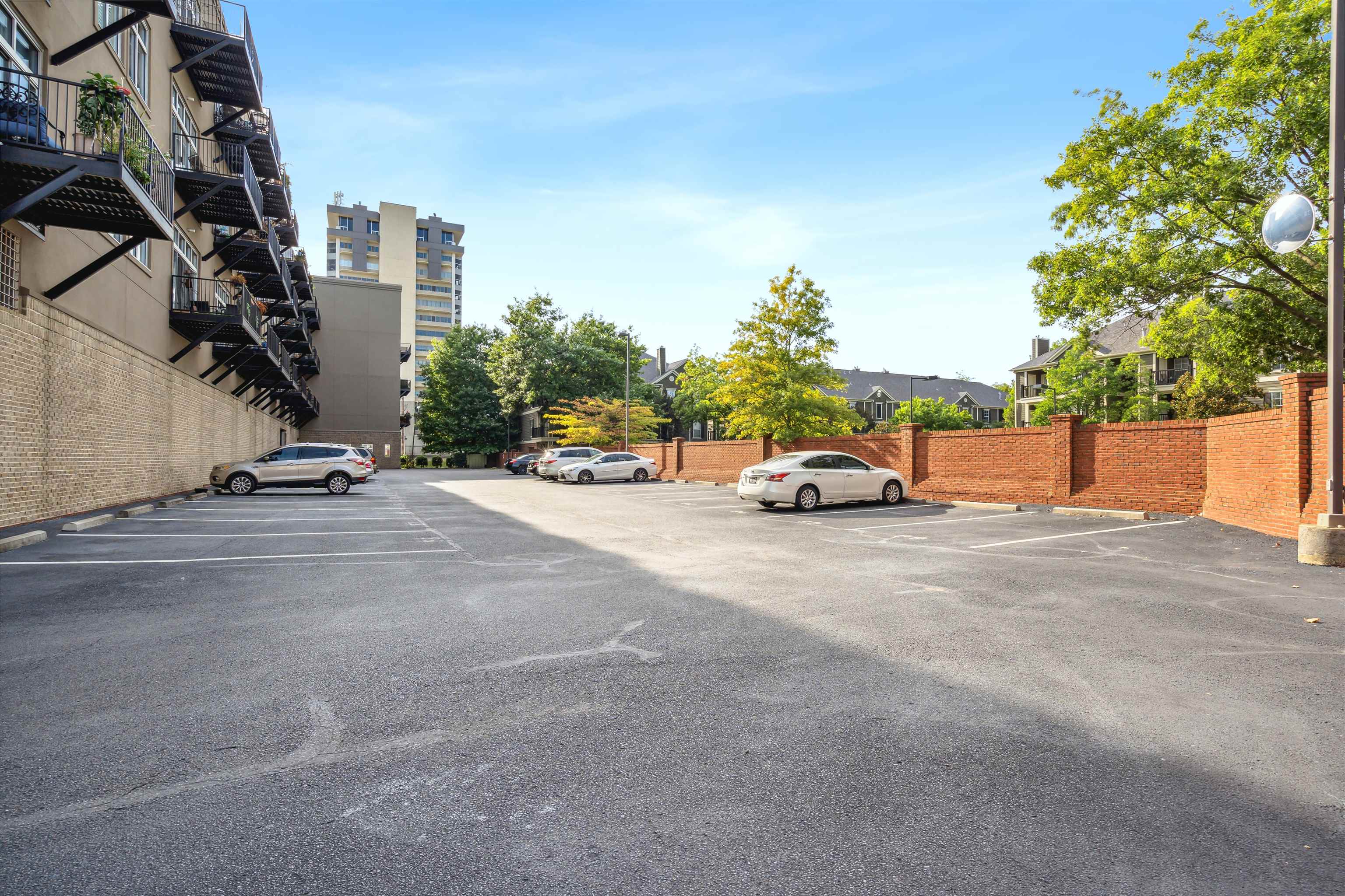 648 Riverside Drive, Unit 320 Memphis, TN 38103 - Photo 38 of 39 Gallery Image 38