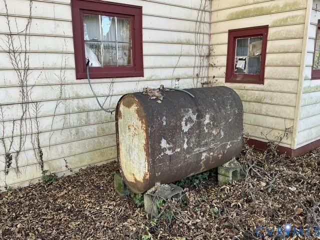 1633 Stuart Avenue Petersburg, VA 23803 - Photo 18 of 28 Exterior view of oil tank