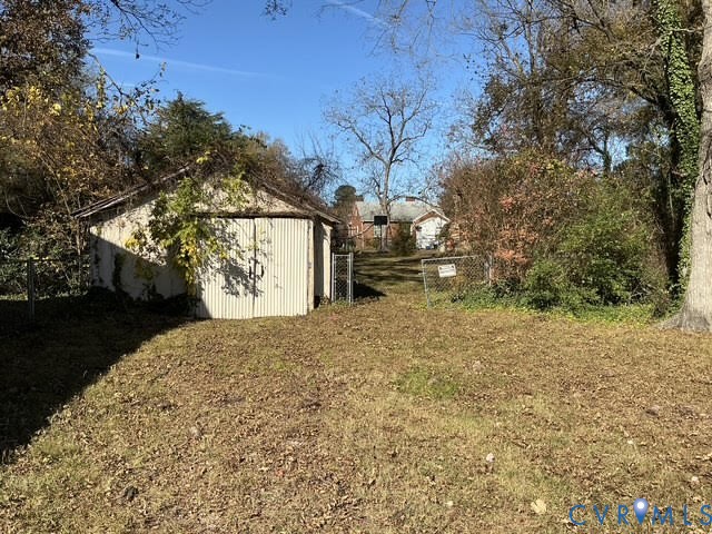 1633 Stuart Avenue Petersburg, VA 23803 - Photo 21 of 28 View of yard with a shed