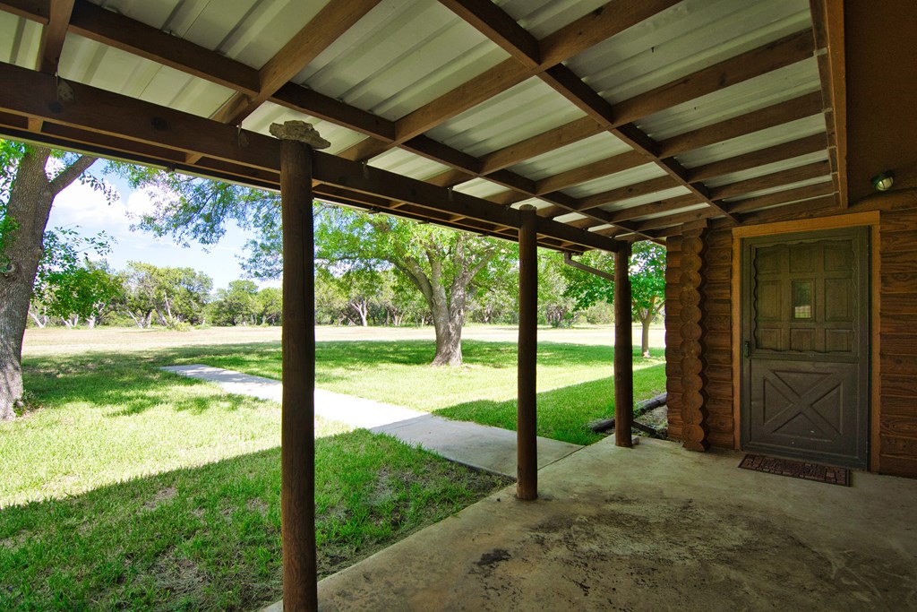 77 East E Highway Rochelle, TX 76872 - Photo 16 of 36