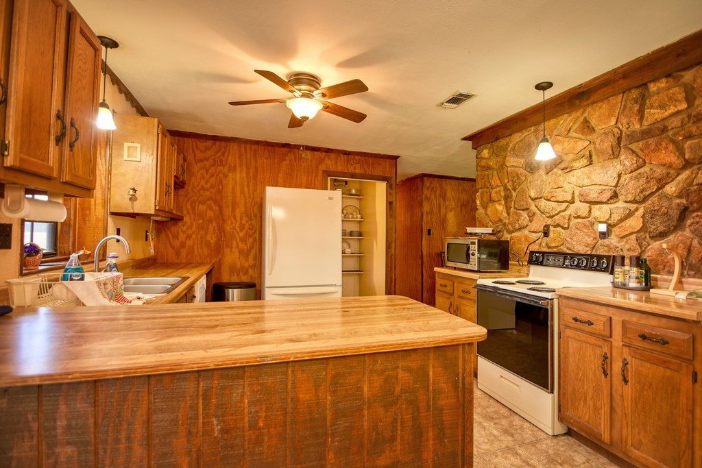 77 East E Highway Rochelle, TX 76872 - Photo 20 of 36