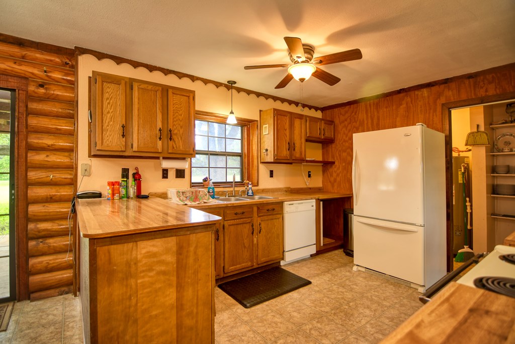 77 East E Highway Rochelle, TX 76872 - Photo 21 of 36