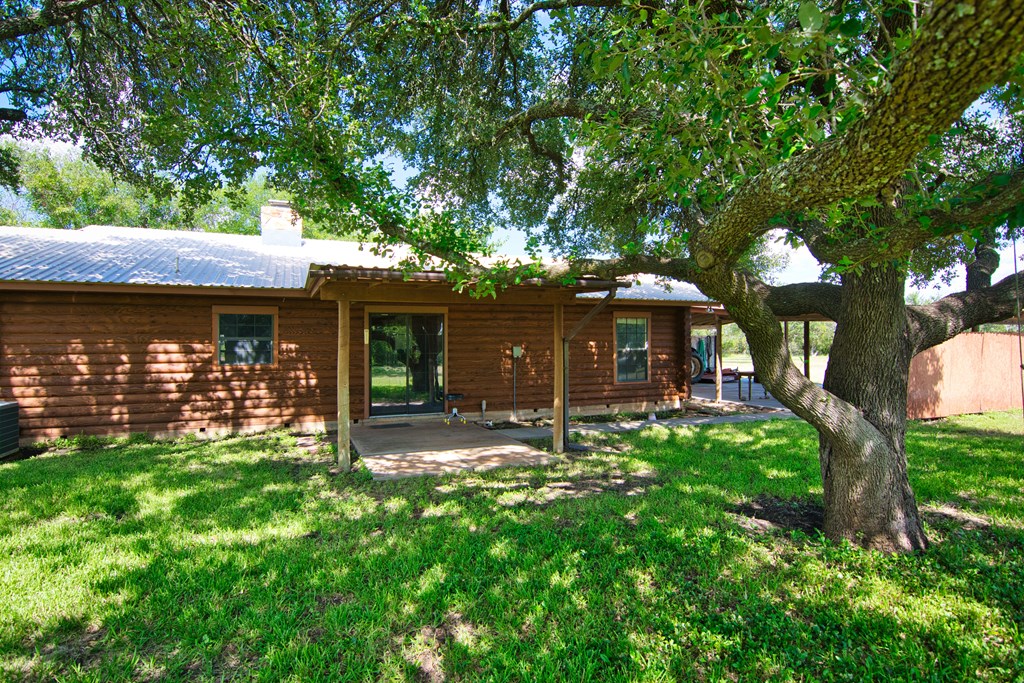 77 East E Highway Rochelle, TX 76872 - Photo 31 of 36